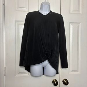 Eesome Medium Black Long Sleeve Knot Front Top Soft Stretch